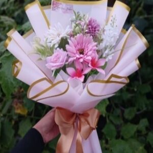 Buket Bunga Pink Soft Elegan L | Buket Wisuda Minimalis – Soft Pink Grace