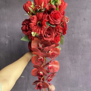 Buket Wedding Merah Elegan | Buket Pengantin Bold & Romantic | Red Passion Bridal Bouquet